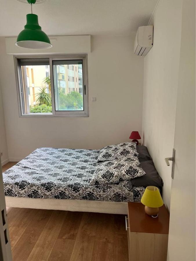 Superbe Appartement Au Bord De Plage Cros De Cagnes Dış mekan fotoğraf